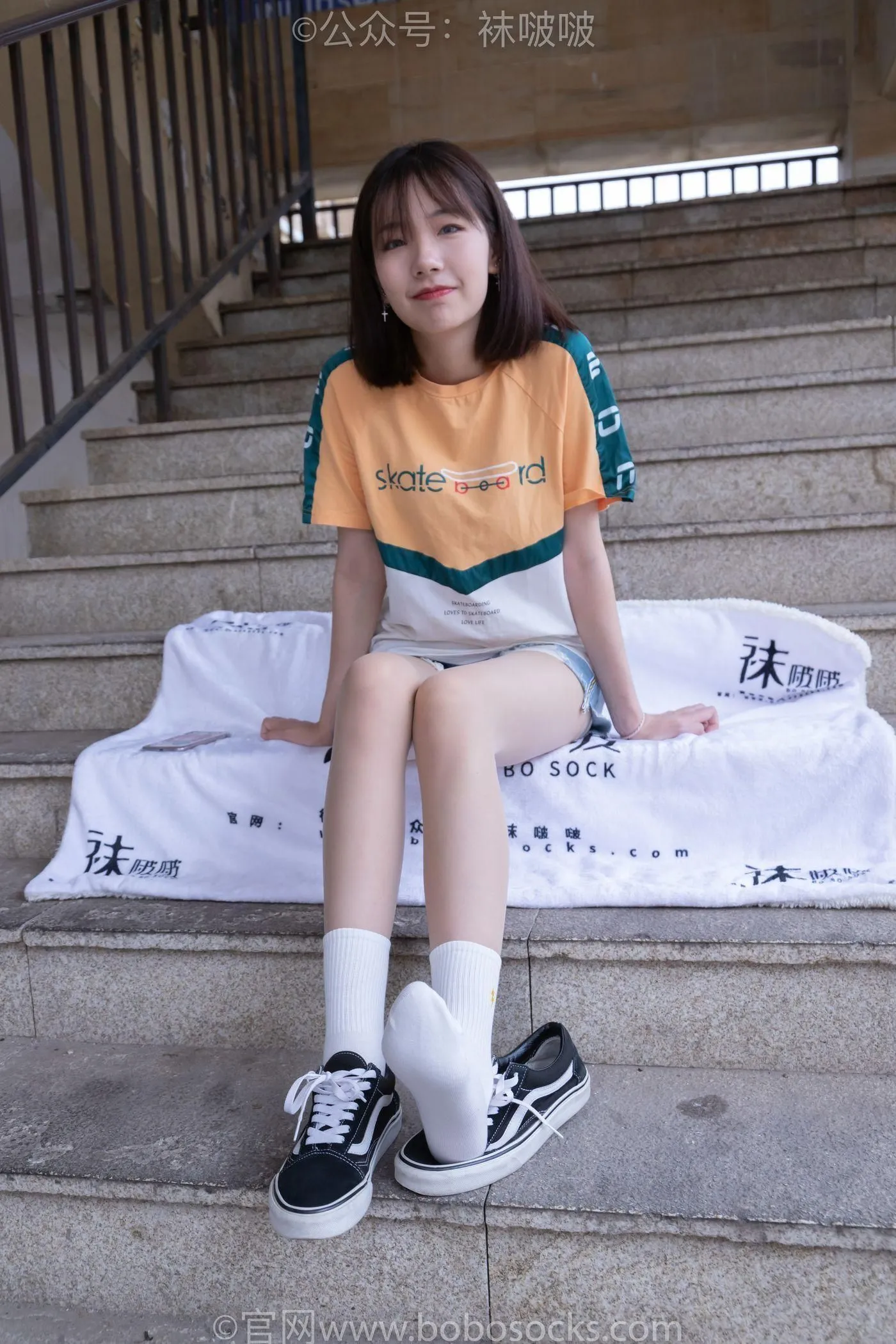 [BoBoSocks袜啵啵]NO.069 小甜豆-vans板鞋、白棉袜、肉丝 [135P]插图5